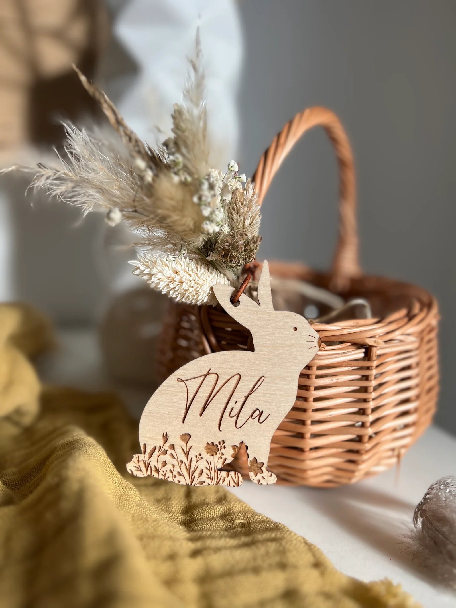 Osterhasen - Anhänger personalisiertes mit Osterkörbchen