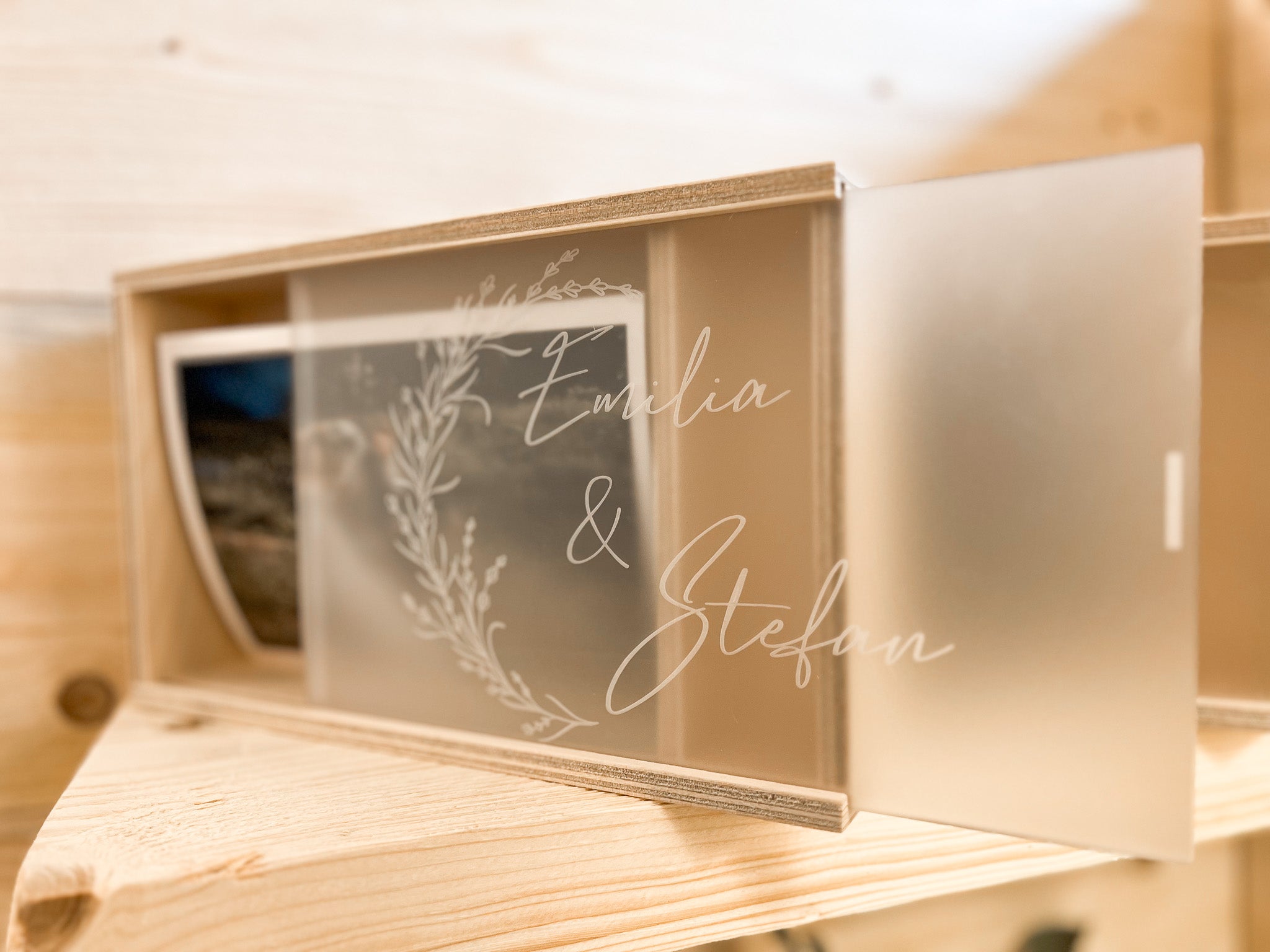 Holzbox für Hochzeitsfotos I Erinnerungskiste Hochzeitsbilder I Fotobox