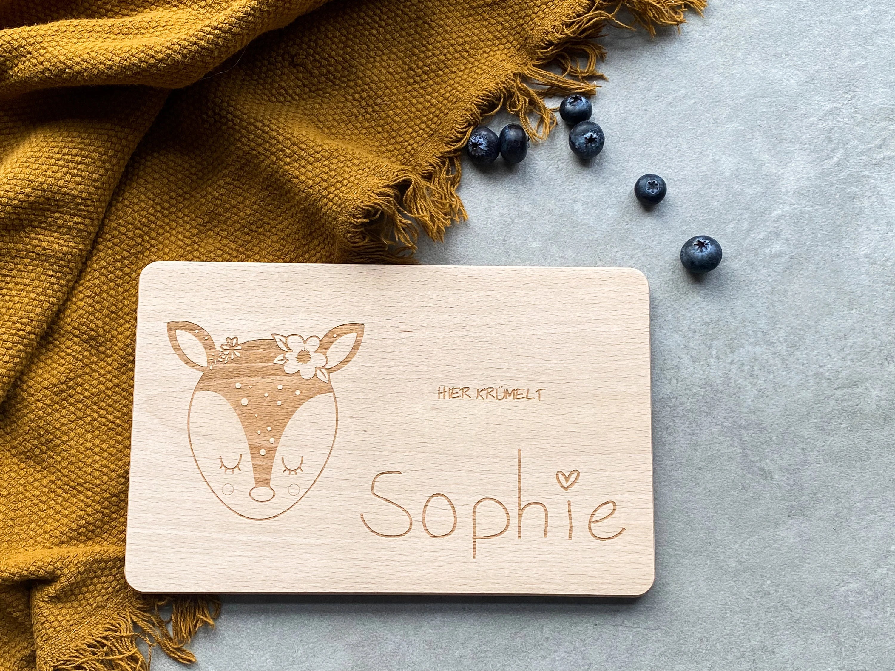 Frühstücksbrettchen Kinder Rehkitz I personalisierbar
