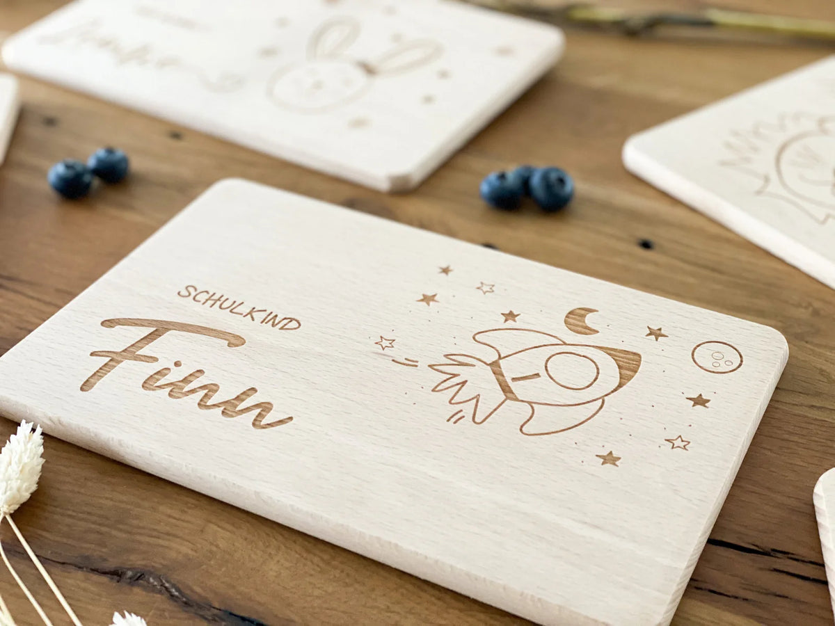 Frühstücksbrettchen Kinder Rakete I personalisierbar