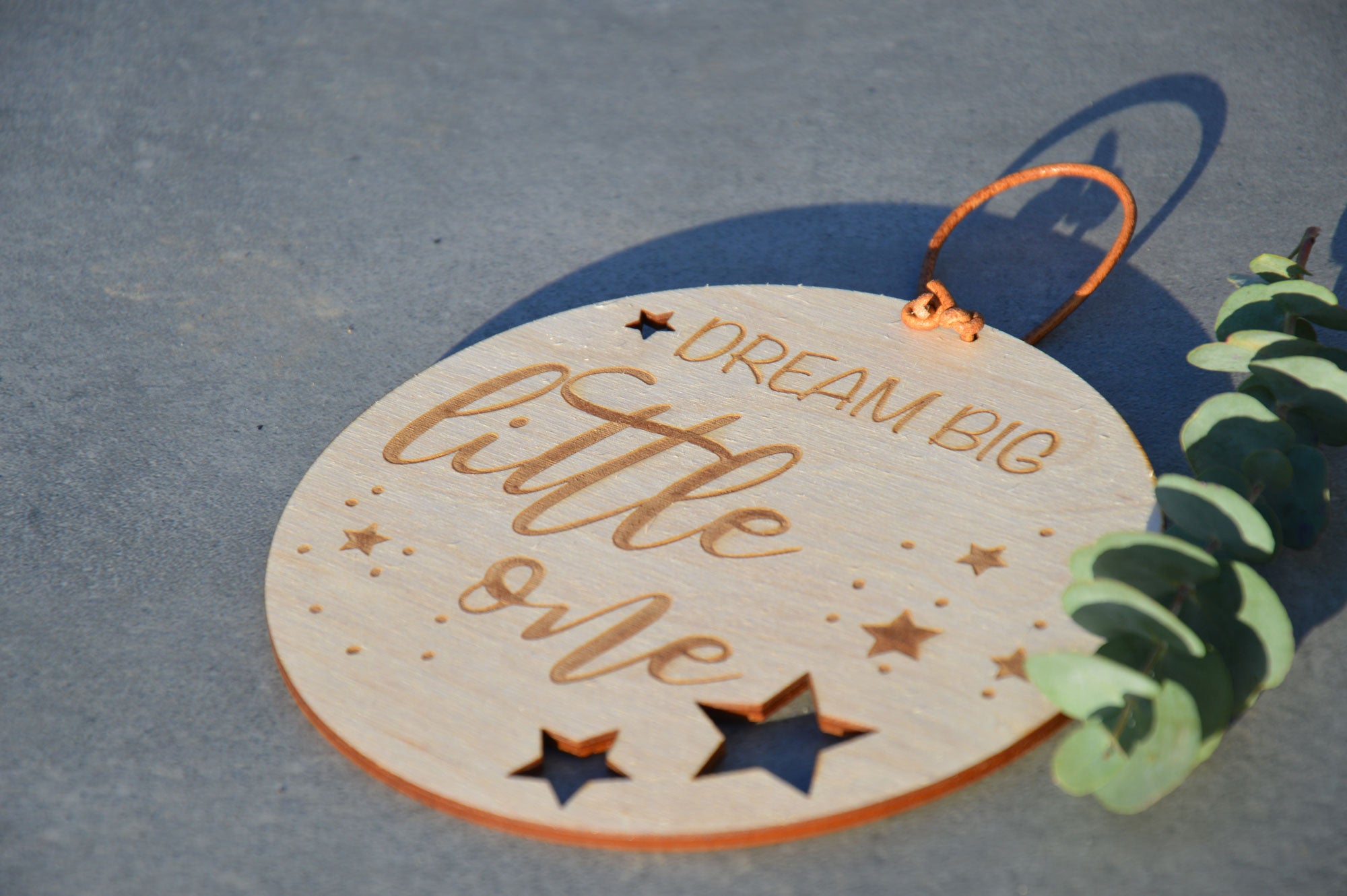 Holzschild "DREAM BIG little one" Kinderzimmer Babyzimmer