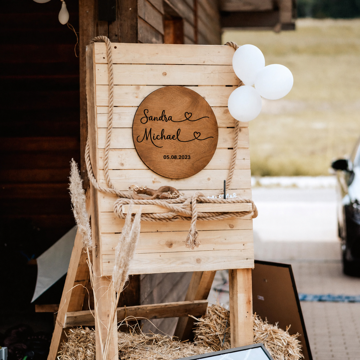 Personalisiertes Gästebuch mit Herzschrift zur Hochzeit mit Namen und Datum aus Holz alternatives Gästebuch