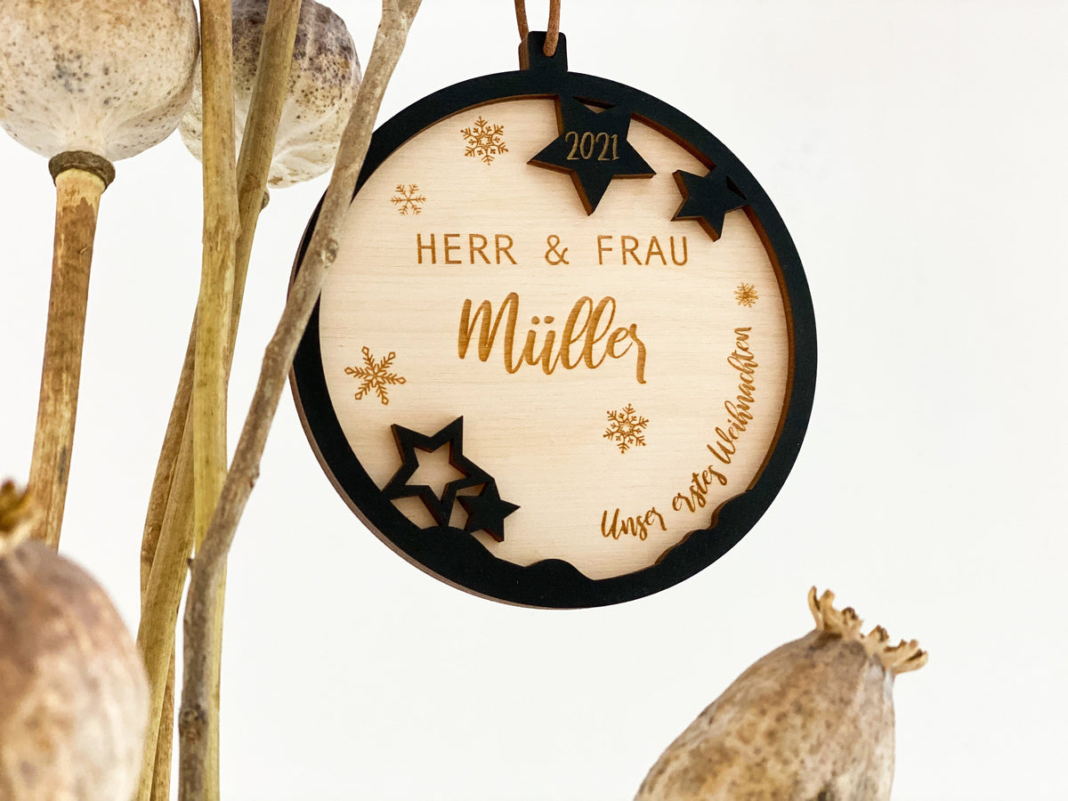 Personalisierte Weihnachtskugel für Paare – Unser erstes Weihnachten – Namen & Datum – 3D – 10 cm