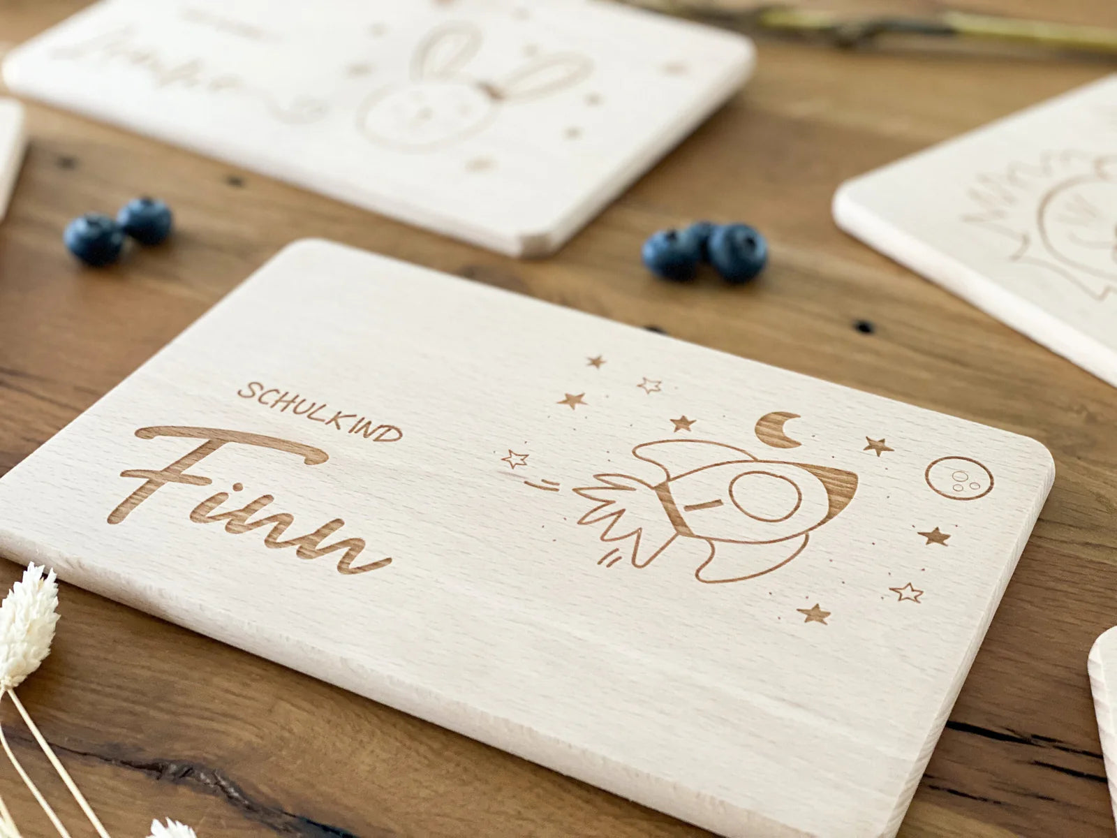 Frühstücksbrettchen Kinder Rakete I personalisierbar