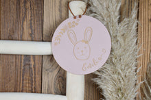Laden Sie das Bild in den Galerie-Viewer, Holzschild Kindermotive Fuchs Bär Hase
