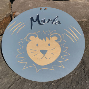 Holzschild Löwe mit 3D Spiegelacryl